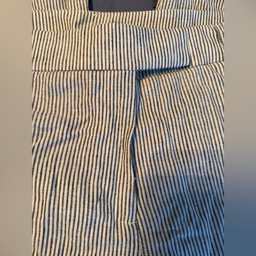 Gray Seersucker Wide-Leg Women's Pants - Picture 6 of 16